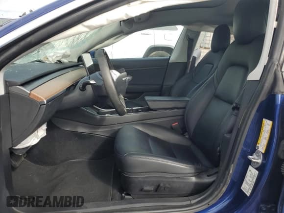 ✅ 2020 Tesla Model 3 Standard Range Plus • VIN: 5YJ3E1EA6LF796913 • Лот: 71775975. Опубликован ранее на Copart с пробегом 60 724 миль. Бесплатный доступ к архиву аукционных продаж из США и подробный отчёт об истории автомобиля на DreamBid. Изображение 7.