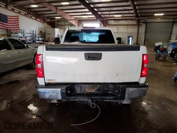 2013 Chevrolet Silverado 1500 Work Truck с VIN 1GCNKPE0XDZ260487, выставлен на аукционе Copart как лот 69576415 с пробегом 181 741 миль миль и Чистый • Clean title. История ставок и продаж доступна на DreamBid. Изображение 6.