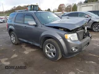 ✅ 2010 Ford Escape Limited • VIN: 1FMCU9EG6AKB07762 • Lot: 43475196. Listed on IAAI with 131,128 mi. Free auction sales archive from the USA and detailed vehicle history report at DreamBid. Image 1.