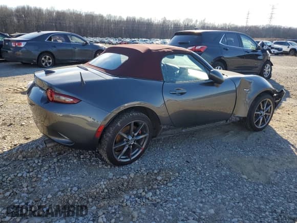 ✅ 2018 Mazda MX-5 Miata Grand Touring • VIN: JM1NDAD79J0201338 • Lot: 86784464. Wystawiony na Copart z przebiegiem 55 196 mil. Bezpłatny archiwum sprzedaży aukcyjnych z USA i szczegółowy raport historii pojazdu na DreamBid. Zdjęcie 3.