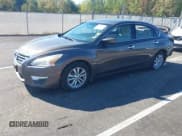 ✅ 2014 Nissan Altima S • VIN: 1N4AL3AP4EN330460 • Лот: 43538210. Опубликован ранее на IAAI с пробегом 130 661 миль. Бесплатный доступ к архиву аукционных продаж из США и подробный отчёт об истории автомобиля на DreamBid. Изображение 2.