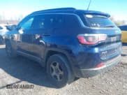 ✅ 2018 Jeep Compass Latitude • VIN: 3C4NJDBB8JT281803 • Lot: 43534542. Wystawiony na IAAI z przebiegiem 114 046 mil. Bezpłatny archiwum sprzedaży aukcyjnych z USA i szczegółowy raport historii pojazdu na DreamBid. Zdjęcie 3.