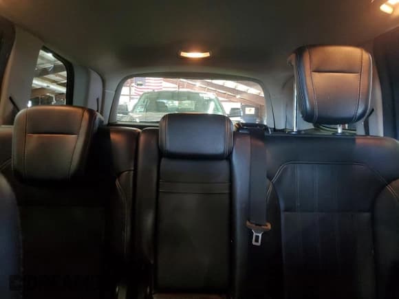 ✅ 2014 Mercedes-Benz GL 450 • VIN: 4JGDF7CE5EA410919 • Lot: 90696725. Wystawiony na Copart z przebiegiem 136 613 mil. Bezpłatny archiwum sprzedaży aukcyjnych z USA i szczegółowy raport historii pojazdu na DreamBid. Zdjęcie 10.