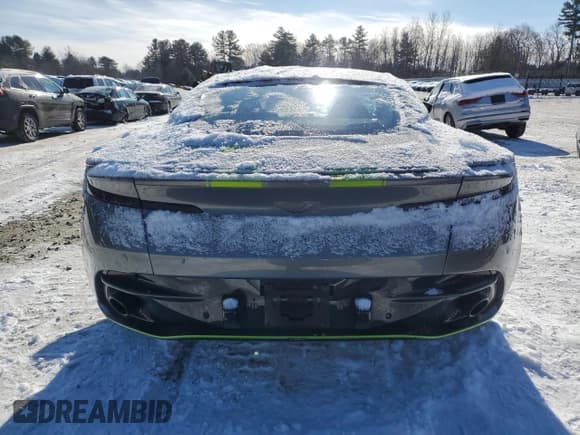 ✅ 2017 Aston Martin DB11 • VIN: SCFRMFAVXHGL01257 • Lot: 86535924. Wystawiony na Copart z przebiegiem 35 822 mil. Bezpłatny archiwum sprzedaży aukcyjnych z USA i szczegółowy raport historii pojazdu na DreamBid. Zdjęcie 6.