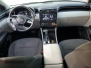 ✅ 2022 Hyundai Tucson SEL • VIN: 5NMJB3AE6NH028001 • Lot: 77929604. Wystawiony na Copart z przebiegiem 37 037 mil. Bezpłatny archiwum sprzedaży aukcyjnych z USA i szczegółowy raport historii pojazdu na DreamBid. Zdjęcie 8.