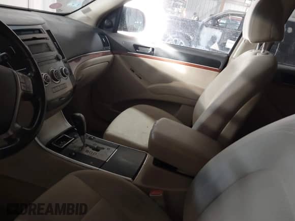 2007 Hyundai Veracruz GLS z VIN KM8NU73CX7U006718, wystawiony jako IAAI lot #41407609 z przebiegiem Nie podano mil oraz . Historia ofert i sprzedaży dostępna na DreamBid. Obrazek 6.