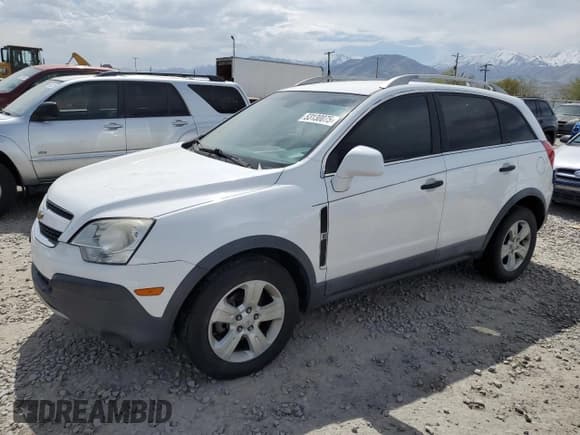 ✅ 2013 Chevrolet Captiva Sport LS • VIN: 3GNAL2EK6DS586355 • Lot: 53130075. Wystawiony na Copart z przebiegiem Nie podano. Bezpłatny archiwum sprzedaży aukcyjnych z USA i szczegółowy raport historii pojazdu na DreamBid. Zdjęcie 1.