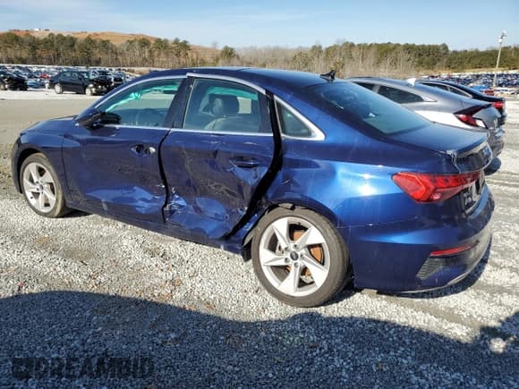 ✅ 2022 Audi A3 Premium • VIN: WAUGUDGYXNA064535 • Лот: 42171415. Опубликован ранее на Copart с пробегом 41 188 миль. Бесплатный доступ к архиву аукционных продаж из США и подробный отчёт об истории автомобиля на DreamBid. Изображение 2.