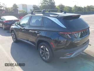 2025 Hyundai Tucson SEL Convenience with VIN KM8JCDD18SU307428, listed as a IAAI auction lot 43323601 with 3,289 mi miles and . Bid and sale history available at DreamBid. Image 3.