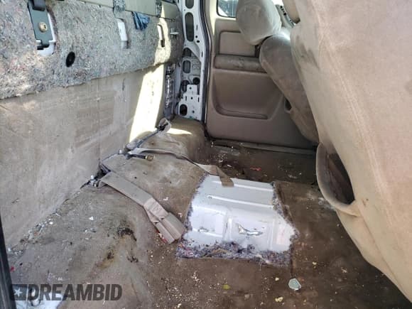 ✅ 2003 GMC Sierra 1500 • VIN: 1GTEC19T83E282430 • Лот: 72967264. Опубликован ранее на Copart с пробегом 81 356 миль. Бесплатный доступ к архиву аукционных продаж из США и подробный отчёт об истории автомобиля на DreamBid. Изображение 10.