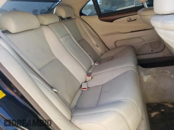 ✅ 2011 Lexus LS 460 L • VIN: JTHDL5EF3B5002963 • Lot: 76503184. Listed on Copart with 173,555 mi. Free auction sales archive from the USA and detailed vehicle history report at DreamBid. Image 10.