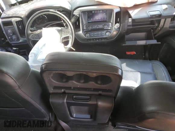 ✅ 2016 Chevrolet Silverado 2500HD LT • VIN: 1GC1KVEG4GF185887 • Lot: 48914145. Wystawiony na Copart z przebiegiem 107 945 mil. Bezpłatny archiwum sprzedaży aukcyjnych z USA i szczegółowy raport historii pojazdu na DreamBid. Zdjęcie 8.