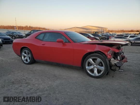 ✅ 2013 Dodge Challenger SXT Plus • VIN: 2C3CDYAG1DH540250 • Lot: 83636284. Wystawiony na Copart z przebiegiem 122 336 mil. Bezpłatny archiwum sprzedaży aukcyjnych z USA i szczegółowy raport historii pojazdu na DreamBid. Zdjęcie 4.