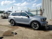 ✅ 2024 Kia Telluride S • VIN: 5XYP6DGC9RG462584 • Lot: 57623655. Wystawiony na Copart z przebiegiem 66 024 mil. Bezpłatny archiwum sprzedaży aukcyjnych z USA i szczegółowy raport historii pojazdu na DreamBid. Zdjęcie 15.