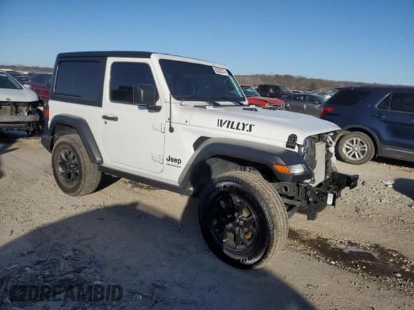 ✅ 2020 Jeep Wrangler Willys • VIN: 1C4GJXAN6LW276876 • Lot: 83528374. Wystawiony na Copart z przebiegiem 36 195 mil. Bezpłatny archiwum sprzedaży aukcyjnych z USA i szczegółowy raport historii pojazdu na DreamBid. Zdjęcie 4.