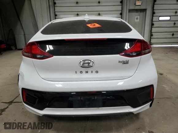 ✅ 2018 Hyundai Ioniq Blue • VIN: KMHC65LC6JU073006 • Lot: 83090224. Wystawiony na Copart z przebiegiem 116 175 mil. Bezpłatny archiwum sprzedaży aukcyjnych z USA i szczegółowy raport historii pojazdu na DreamBid. Zdjęcie 6.