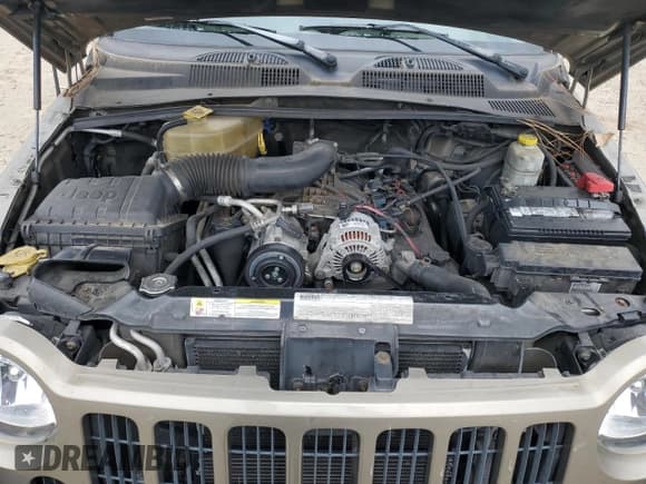 ✅ 2007 Jeep Liberty Sport • VIN: 1J8GK48K47W640010 • Lot: 42767855. Listed on Copart with 273,423 mi. Free auction sales archive from the USA and detailed vehicle history report at DreamBid. Image 12.