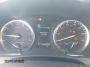 ✅ 2018 Toyota Highlander XLE • VIN: 5TDJZRFH2JS487986 • Lot: 43550696. Listed on IAAI with 153,343 mi. Free auction sales archive from the USA and detailed vehicle history report at DreamBid. Image 7.