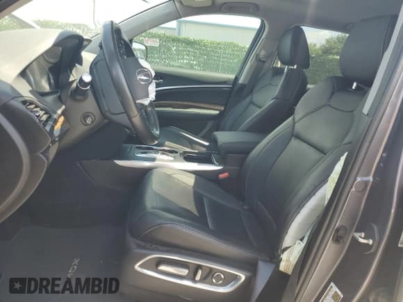 ✅ 2019 Acura MDX Technology • VIN: 5J8YD3H56KL012245 • Lot: 70443195. Listed on Copart with 47,646 mi. Free auction sales archive from the USA and detailed vehicle history report at DreamBid. Image 7.