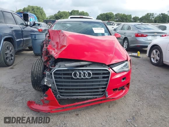 ✅ 2016 Audi A3 Premium • VIN: WAUA7GFF5G1007872 • Lot: 42725501. Wystawiony na IAAI z przebiegiem 124 550 mil. Bezpłatny archiwum sprzedaży aukcyjnych z USA i szczegółowy raport historii pojazdu na DreamBid. Zdjęcie 12.