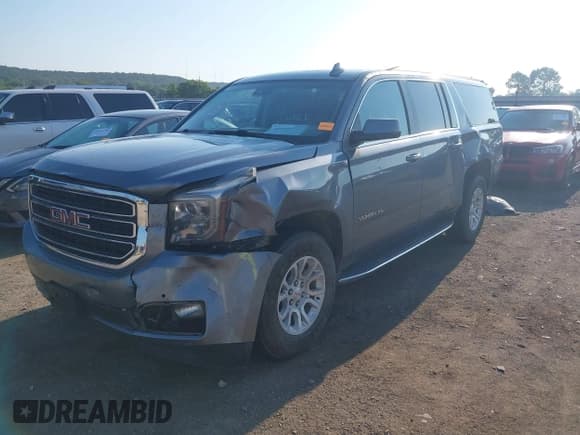 ✅ 2019 GMC Yukon XL SLT • VIN: 1GKS2GKC1KR236405 • Лот: 42939264. Опубликован ранее на IAAI с пробегом 199 856 миль. Бесплатный доступ к архиву аукционных продаж из США и подробный отчёт об истории автомобиля на DreamBid. Изображение 6.