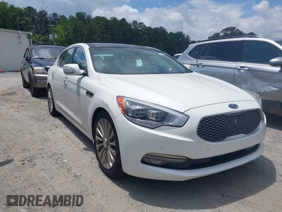 ✅ 2016 Kia K900 Luxury • VIN: KNALW4D4XG6032393 • Lot: 42478122. Listed on IAAI with 75,044 mi. Free auction sales archive from the USA and detailed vehicle history report at DreamBid. Image 1.