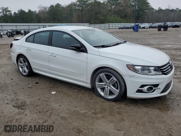 ✅ 2015 Volkswagen CC R-Line • VIN: WVWBN7AN8FE822778 • Lot: 85030974. Listed on Copart with 61,681 mi. Free auction sales archive from the USA and detailed vehicle history report at DreamBid. Image 4.