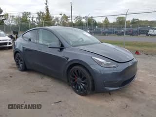 ✅ 2022 Tesla Model Y Performance • VIN: 7SAYGDEFXNF495516 • Lot: 43428326. Listed on IAAI with 33,075 mi. Free auction sales archive from the USA and detailed vehicle history report at DreamBid. Image 1.