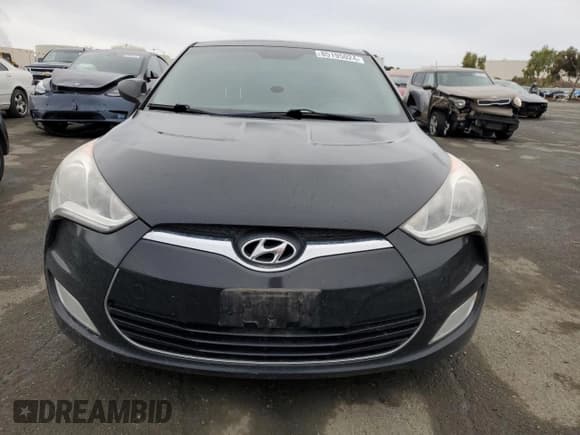 ✅ 2014 Hyundai Veloster • VIN: KMHTC6AD5EU212008 • Lot: 85195024. Wystawiony na Copart z przebiegiem 141 750 mil. Bezpłatny archiwum sprzedaży aukcyjnych z USA i szczegółowy raport historii pojazdu na DreamBid. Zdjęcie 5.