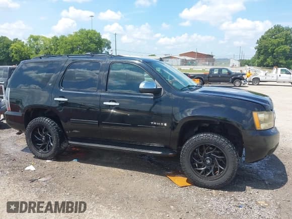 ✅ 2013 Chevrolet Tahoe LT • VIN: 1GNSKBE06DR105755 • Лот: 42879117. Опубликован ранее на IAAI с пробегом 171 005 миль. Бесплатный доступ к архиву аукционных продаж из США и подробный отчёт об истории автомобиля на DreamBid. Изображение 13.