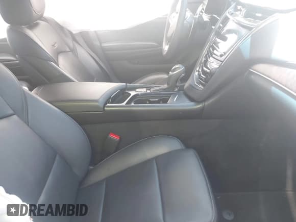 ✅ 2019 Cadillac CTS AWD • VIN: 1G6AW5SX5K0138777 • Lot: 42133023. Listed on IAAI with 27,624 mi. Free auction sales archive from the USA and detailed vehicle history report at DreamBid. Image 5.