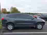 2010 Chevrolet Traverse LS z VIN 1GNLREED1AJ221699, wystawiony jako IAAI lot #43445363 z przebiegiem Nie podano mil oraz . Historia ofert i sprzedaży dostępna na DreamBid. Obrazek 15.