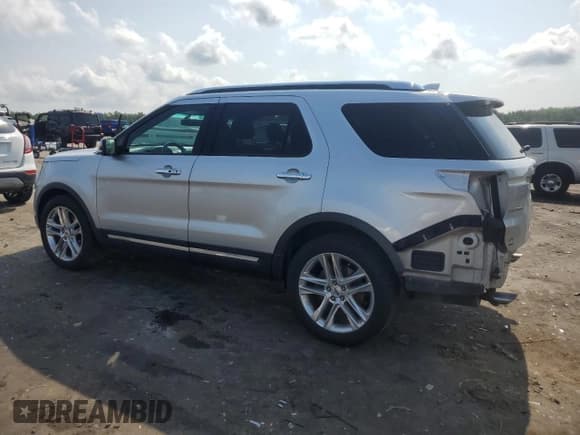 ✅ 2016 Ford Explorer Limited • VIN: 1FM5K8FH3GGC39972 • Лот: 65739655. Опубликован ранее на Copart с пробегом 106 130 миль. Бесплатный доступ к архиву аукционных продаж из США и подробный отчёт об истории автомобиля на DreamBid. Изображение 2.