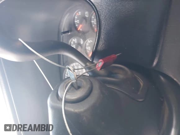 ✅ 2006 Chevrolet Silverado 2500HD LT3 • VIN: 1GCHK23D46F190611 • Лот: 42600708. Опубликован ранее на IAAI с пробегом Не указан. Бесплатный доступ к архиву аукционных продаж из США и подробный отчёт об истории автомобиля на DreamBid. Изображение 11.