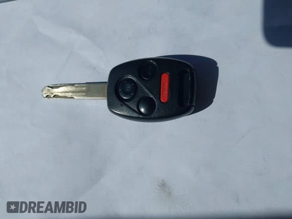 ✅ 2005 Honda Accord LX • VIN: 1HGCM56415A191469 • Lot: 43646085. Wystawiony na IAAI z przebiegiem 229 567 mil. Bezpłatny archiwum sprzedaży aukcyjnych z USA i szczegółowy raport historii pojazdu na DreamBid. Zdjęcie 11.