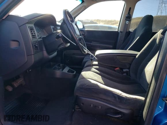 ✅ 2001 Dodge Dakota Sport • VIN: 1B7GG2AN71S112316 • Lot: 50463975. Wystawiony na Copart z przebiegiem 216 413 mil. Bezpłatny archiwum sprzedaży aukcyjnych z USA i szczegółowy raport historii pojazdu na DreamBid. Zdjęcie 7.