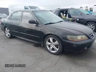 2002 Honda Accord EX с VIN 1HGCG16572A058574, выставлен на аукционе IAAI как лот 42829526 с пробегом 207 960 миль миль и . История ставок и продаж доступна на DreamBid. Изображение 1.