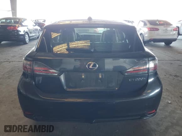 ✅ 2011 Lexus CT 200h • VIN: JTHKD5BH4B2035630 • Лот: 85395695. Опубликован ранее на Copart с пробегом 94 223 миль. Бесплатный доступ к архиву аукционных продаж из США и подробный отчёт об истории автомобиля на DreamBid. Изображение 6.