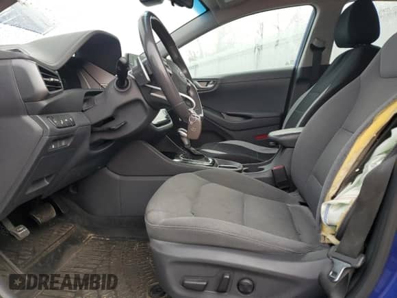 2020 Hyundai Ioniq SE z VIN KMHC75LC1LU235074, wystawiony jako Copart lot #77610464 z przebiegiem 85 150 mil mil oraz Szkoda całkowita • Salvage title. Historia ofert i sprzedaży dostępna na DreamBid. Obrazek 7.