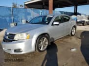 ✅ 2011 Dodge Avenger Heat • VIN: 1B3BD1FG1BN541802 • Лот: 80892334. Опубликован ранее на Copart с пробегом 189 485 миль. Бесплатный доступ к архиву аукционных продаж из США и подробный отчёт об истории автомобиля на DreamBid. Изображение 1.