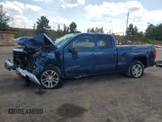 2019 Chevrolet Silverado 1500 LT z VIN 2GCRCPEC7K1192485, wystawiony jako Copart lot #70537025 z przebiegiem Nie podano mil oraz Szkoda całkowita • Salvage title. Historia ofert i sprzedaży dostępna na DreamBid. Obrazek 1.