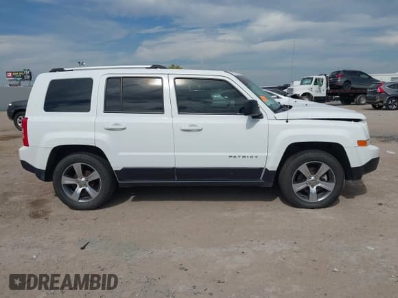 ✅ 2017 Jeep Patriot High Altitude • VIN: 1C4NJPFA1HD132426 • Lot: 43469093. Listed on IAAI with 138,364 mi. Free auction sales archive from the USA and detailed vehicle history report at DreamBid. Image 13.