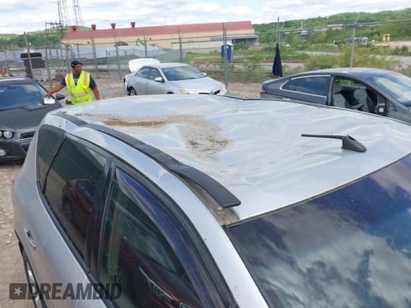 ✅ 2003 Nissan Murano SE • VIN: JN8AZ08W43W214000 • Lot: 42274384. Wystawiony na IAAI z przebiegiem 98 927 mil. Bezpłatny archiwum sprzedaży aukcyjnych z USA i szczegółowy raport historii pojazdu na DreamBid. Zdjęcie 6.