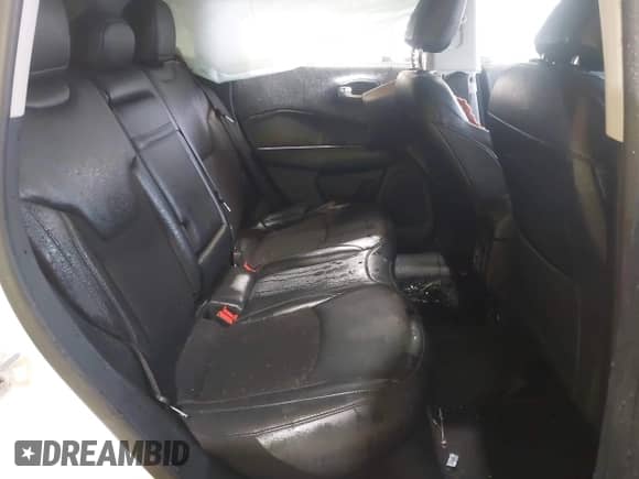 2019 Jeep Compass Latitude с VIN 3C4NJDBB5KT806950, выставлен на аукционе IAAI как лот 43385695 с пробегом 60 608 миль миль и . История ставок и продаж доступна на DreamBid. Изображение 8.