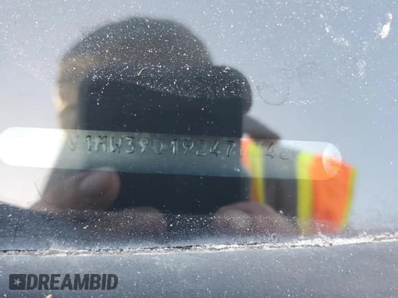 ✅ 2009 Volvo V50 2.4L • VIN: YV1MW390192477648 • Lot: 68756955. Listed on Copart with 134,312 mi. Free auction sales archive from the USA and detailed vehicle history report at DreamBid. Image 14.