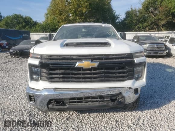 ✅ 2024 Chevrolet Silverado 2500HD Work Truck • VIN: 2GC4YLE70R1214540 • Лот: 67464355. Опубликован ранее на Copart с пробегом 17 380 миль. Бесплатный доступ к архиву аукционных продаж из США и подробный отчёт об истории автомобиля на DreamBid. Изображение 5.
