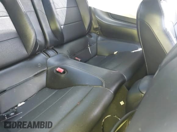 ✅ 2020 Ford Mustang GT • VIN: 1FA6P8CF4L5169942 • Lot: 42383190. Listed on IAAI with 51,056 mi. Free auction sales archive from the USA and detailed vehicle history report at DreamBid. Image 8.