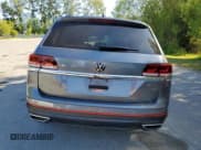 ✅ 2022 Volkswagen Atlas SE • VIN: 1V2LP2CA8NC555811 • Lot: 60298495. Listed on Copart with 65,537 mi. Free auction sales archive from the USA and detailed vehicle history report at DreamBid. Image 6.