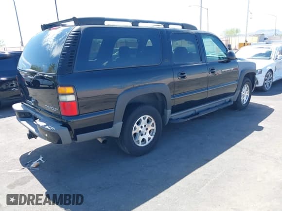 ✅ 2004 Chevrolet Suburban LT • VIN: 3GNFK16T14G278412 • Лот: 42701930. Опубликован ранее на IAAI с пробегом 282 075 миль. Бесплатный доступ к архиву аукционных продаж из США и подробный отчёт об истории автомобиля на DreamBid. Изображение 4.