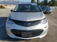 ✅ 2019 Chevrolet Bolt EV Premier • VIN: 1G1FZ6S05K4139545 • Lot: 50030225. Wystawiony na Copart z przebiegiem 32 561 mil. Bezpłatny archiwum sprzedaży aukcyjnych z USA i szczegółowy raport historii pojazdu na DreamBid. Zdjęcie 5.